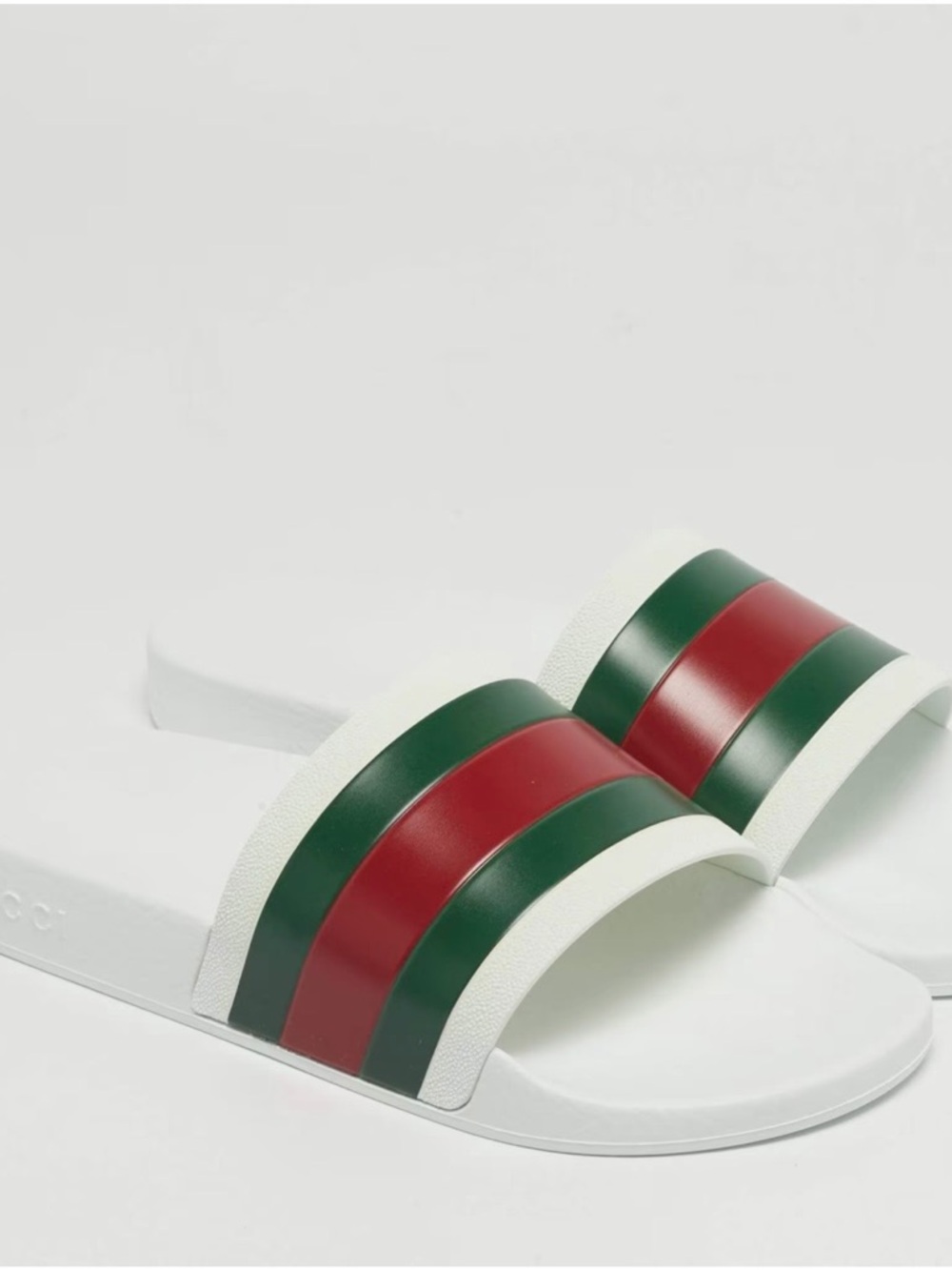 Men’s Gucci White Slide with Green and Red Striped Strap